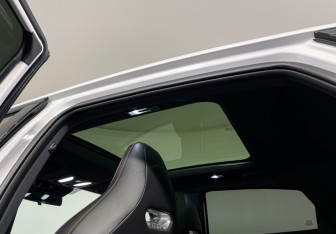 Подержанный автомобиль Changan UNI-V 2024 года (14 фото)