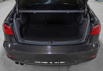 Подержанный автомобиль Audi A3 Sedan 2014 года (10 фото)