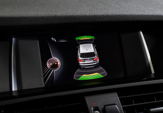 Подержанный автомобиль BMW X3 2014 года (15 фото)