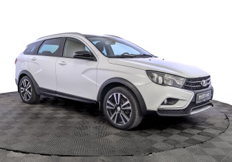 Подержанный автомобиль LADA (ВАЗ) Vesta Wagon 2021 года (3 фото)