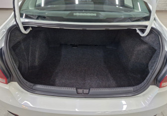 Подержанный автомобиль Volkswagen Polo Sedan 2019 года (15 фото)