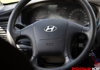 Подержанный автомобиль Hyundai Sonata 2008 года (12 фото)