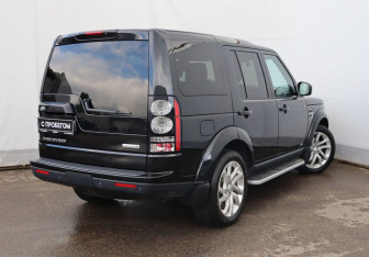 Подержанный автомобиль Land Rover Discovery 2014 года (4 фото)