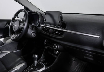 Подержанный автомобиль Kia Picanto 2022 года (9 фото)