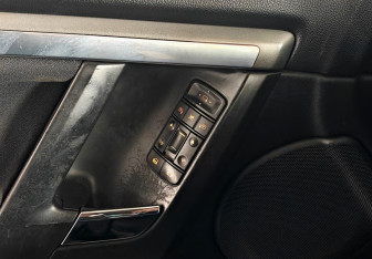 Подержанный автомобиль Opel Vectra Sedan 2006 года (15 фото)