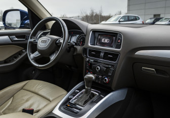 Подержанный автомобиль Audi Q5 2013 года (9 фото)