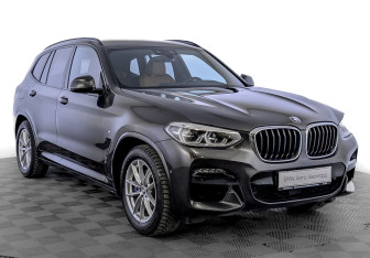 Подержанный автомобиль BMW X3 2021 года (3 фото)