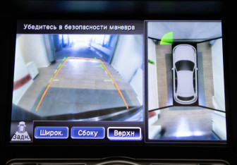 Подержанный автомобиль Infiniti FX 2012 года (25 фото)