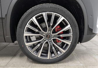 Новый Exeed TXL 2025 (7 фото)