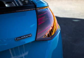 Подержанный автомобиль Audi TT Coupe 2016 года (15 фото)