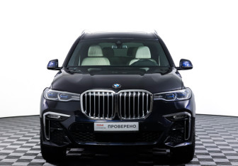 Подержанный автомобиль BMW X7 2019 года (2 фото)