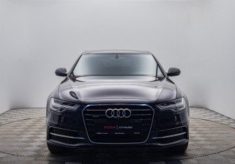 Подержанный автомобиль Audi A6 Sedan 2013 года (8 фото)