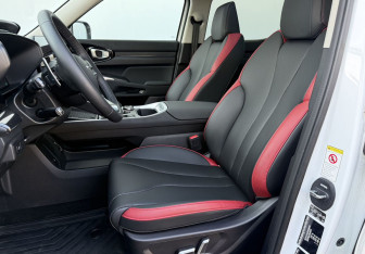 Подержанный автомобиль Haval H3 2024 года (10 фото)