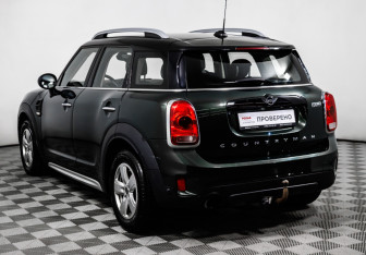 Подержанный автомобиль MINI Countryman 2019 года (7 фото)