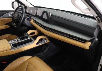 Подержанный автомобиль Changan Hunter Plus 2023 года (10 фото)