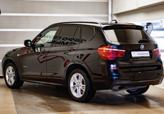 Подержанный автомобиль BMW X3 2012 года (6 фото)