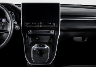 Подержанный автомобиль Haval M6 2023 года (13 фото)