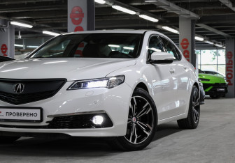 Подержанный автомобиль Acura TLX 2014 года (23 фото)
