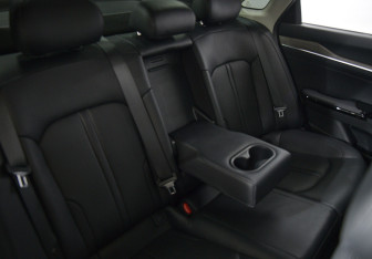 Подержанный автомобиль Kia K5 2021 года (11 фото)