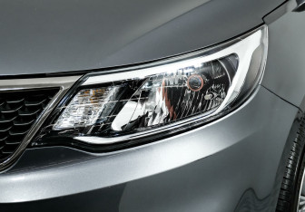 Подержанный автомобиль Kia Rio Hatchback 2017 года (7 фото)