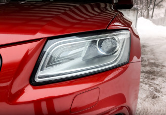 Подержанный автомобиль Audi Q5 2015 года (16 фото)