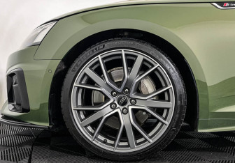 Подержанный автомобиль Audi A5 Coupe 2020 года (22 фото)