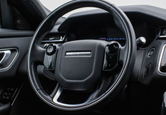 Подержанный автомобиль Land Rover Range Rover Velar 2018 года (15 фото)