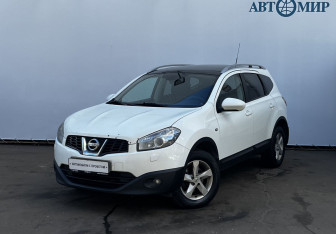 Подержанный автомобиль Nissan Qashqai+2 2011 года (1 фото)