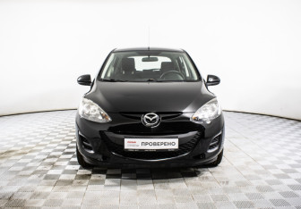Подержанный автомобиль Mazda 2 Hatchback 2011 года (2 фото)