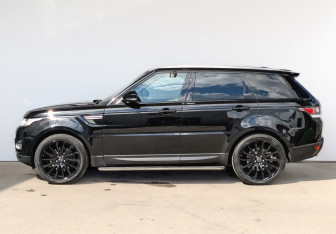 Подержанный автомобиль Land Rover Range Rover Sport 2015 года (8 фото)