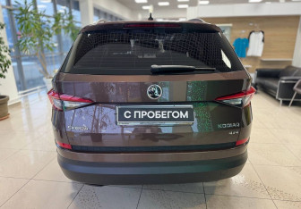 Подержанный автомобиль Skoda Kodiaq 2019 года (5 фото)