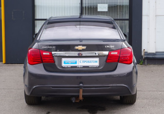 Подержанный автомобиль Chevrolet Cruze Sedan 2013 года (6 фото)