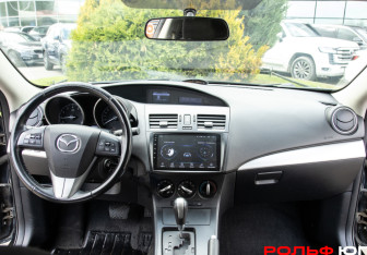 Подержанный автомобиль Mazda 3 Sedan 2012 года (10 фото)