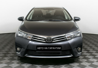 Подержанный автомобиль Toyota Corolla Sedan 2013 года (2 фото)