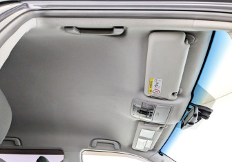 Подержанный автомобиль Toyota Land Cruiser Prado 2013 года (22 фото)