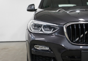 Подержанный автомобиль BMW X4 2019 года (5 фото)