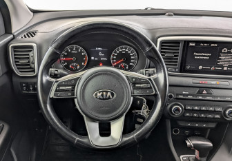 Подержанный автомобиль Kia Sportage 2021 года (21 фото)