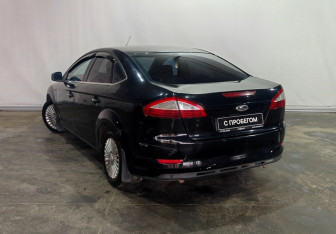 Подержанный автомобиль Ford Mondeo Sedan 2008 года (4 фото)