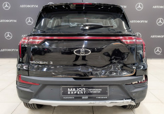 Подержанный автомобиль Москвич 3 2023 года (6 фото)