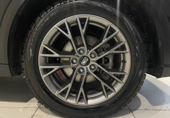 Подержанный автомобиль FAW Bestune T55 2023 года (20 фото)