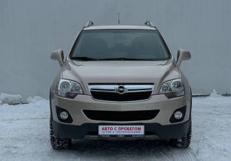 Подержанный автомобиль Opel Antara 2012 года (2 фото)