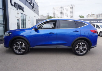 Подержанный автомобиль Haval F7 2022 года (8 фото)