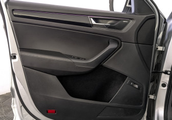 Подержанный автомобиль Skoda Kodiaq 2021 года (19 фото)