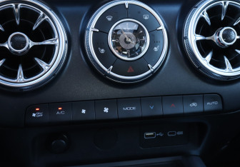 Подержанный автомобиль Tank 300 2022 года (15 фото)