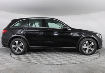 Подержанный автомобиль Mercedes-Benz GLC Coupe 2017 года (4 фото)