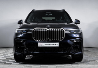 Подержанный автомобиль BMW X7 2019 года (2 фото)