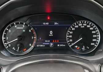 Подержанный автомобиль Infiniti QX50 2021 года (16 фото)