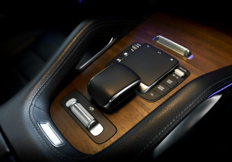 Подержанный автомобиль Mercedes-Benz GLE 2020 года (30 фото)