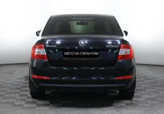 Подержанный автомобиль Skoda Octavia Liftback 2015 года (5 фото)