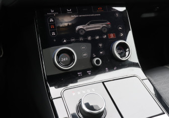 Подержанный автомобиль Land Rover Range Rover Velar 2019 года (14 фото)